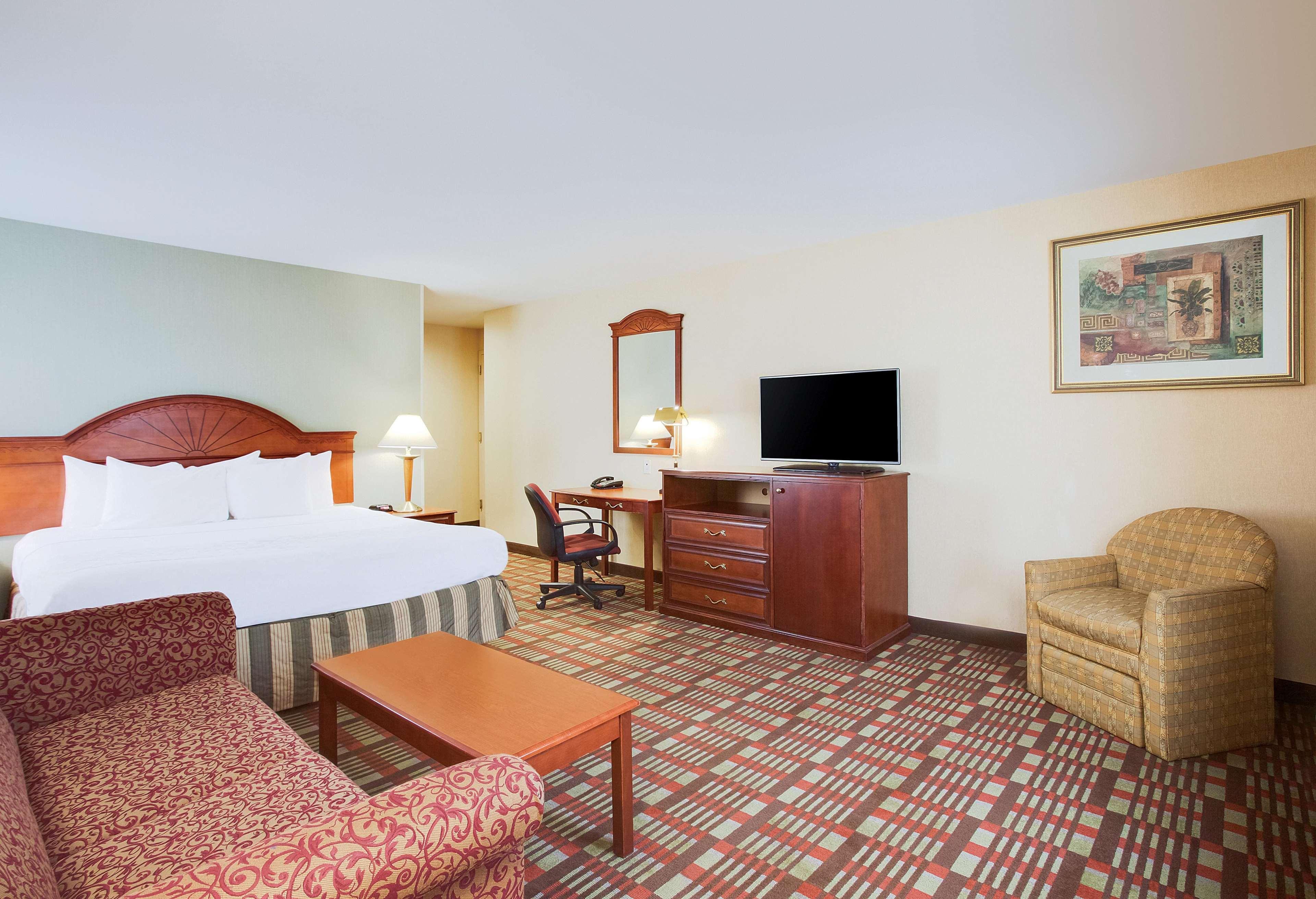 La Quinta Inn By Wyndham Queens New York Eksteriør billede