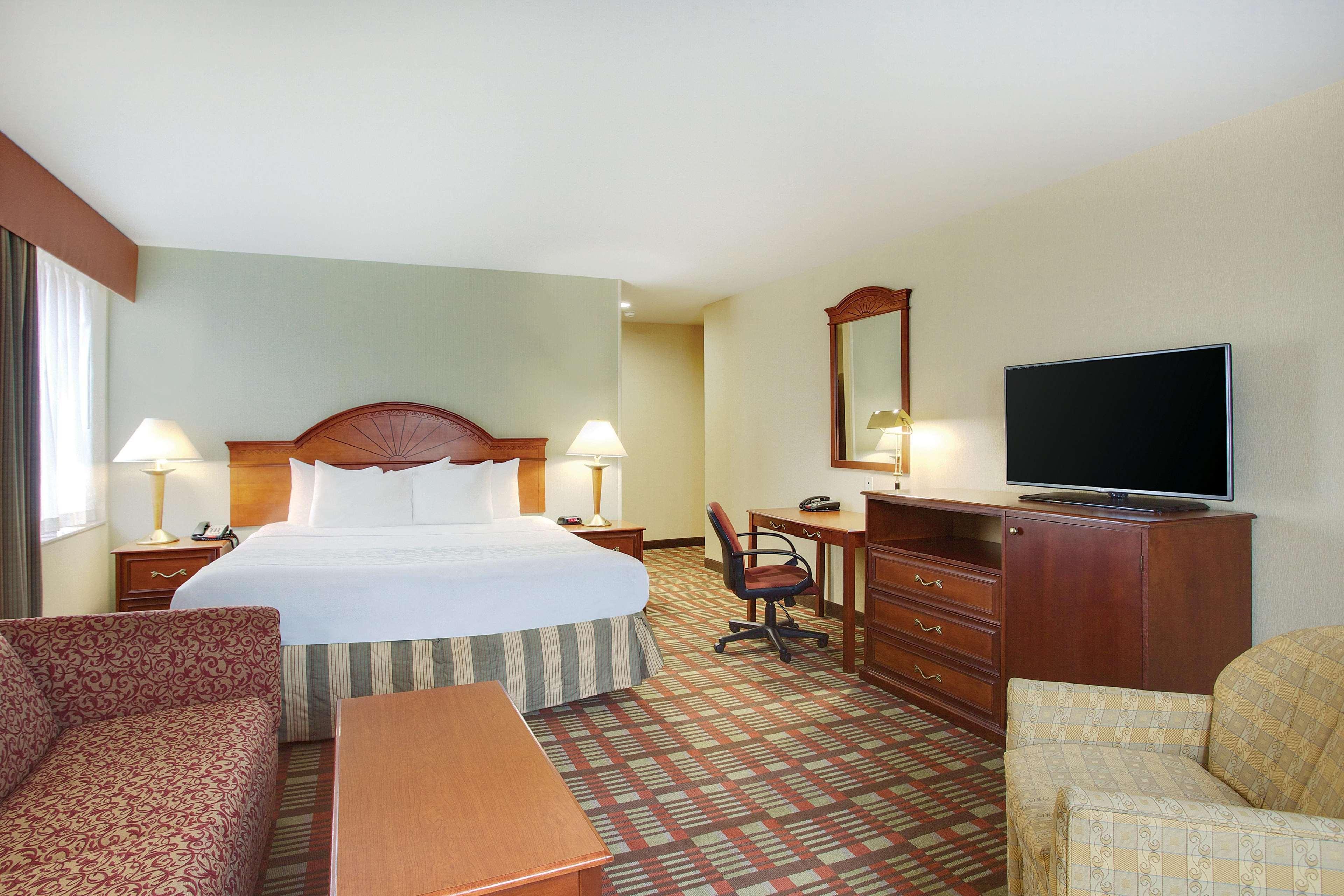 La Quinta Inn By Wyndham Queens New York Eksteriør billede