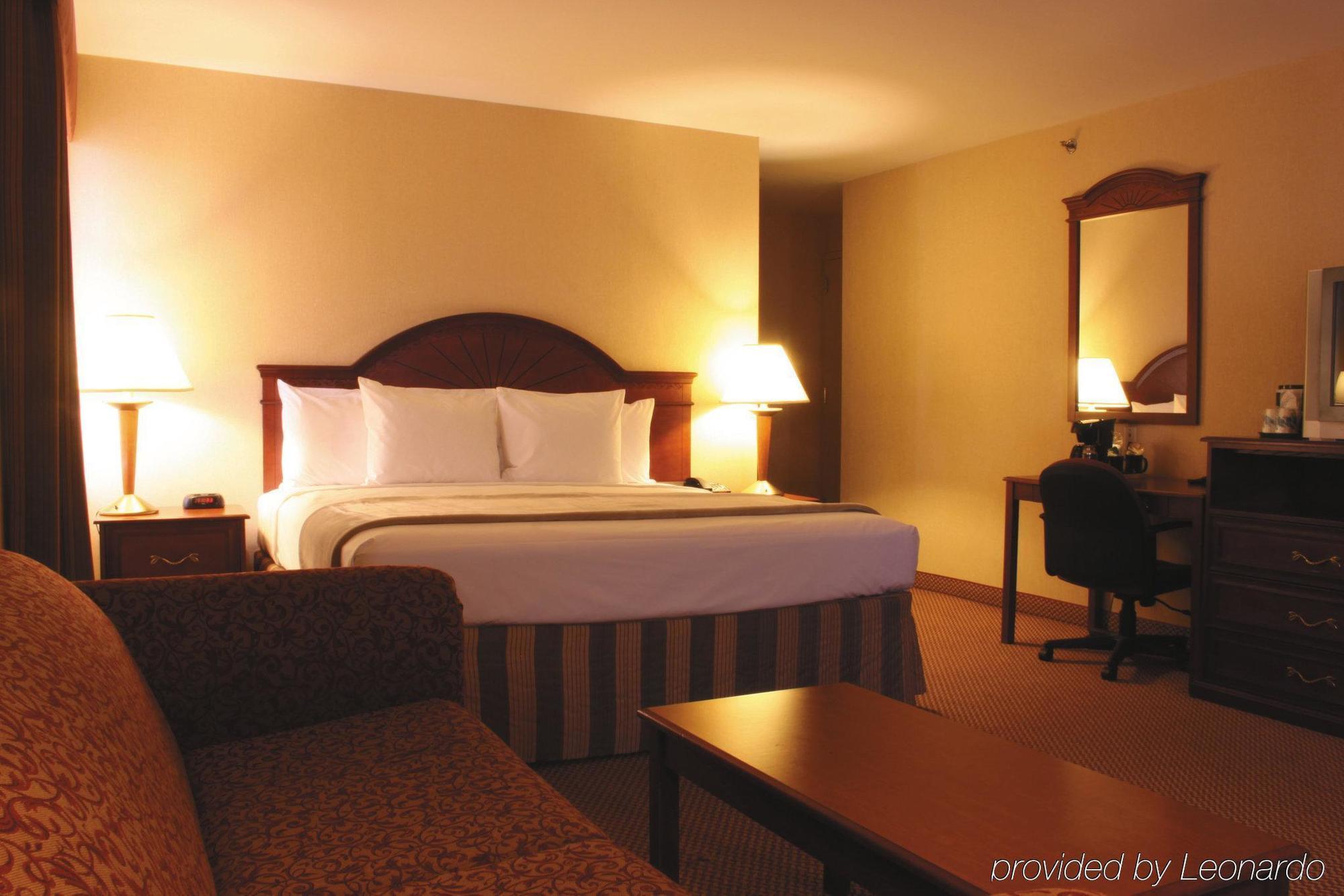 La Quinta Inn By Wyndham Queens New York Værelse billede